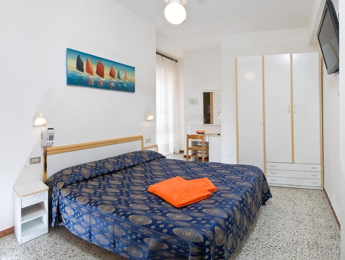 Hotel Venus Riccione Exteriör bild
