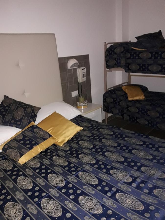 Hotel Venus Riccione Exteriör bild